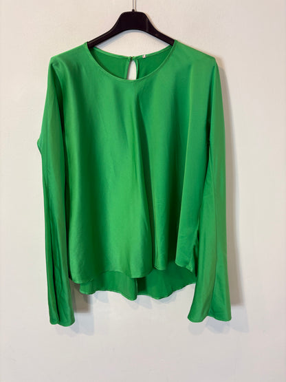 FORTE FORTE. Top seda verde fluido