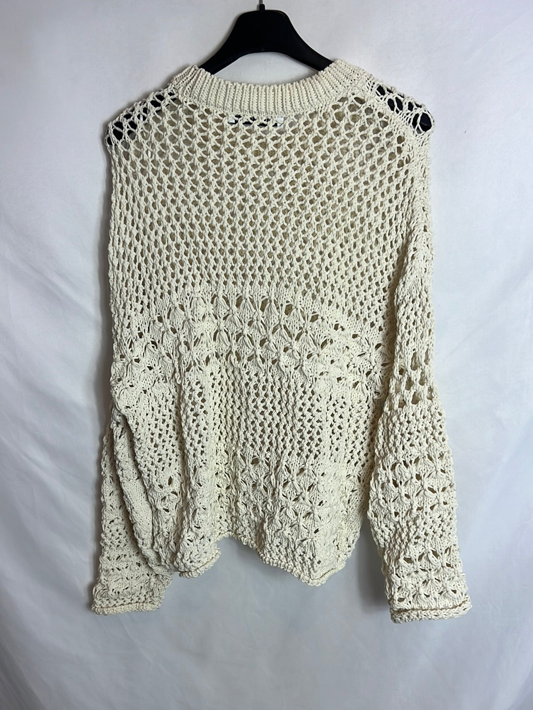 ZARA. Jersey beige calado. T S