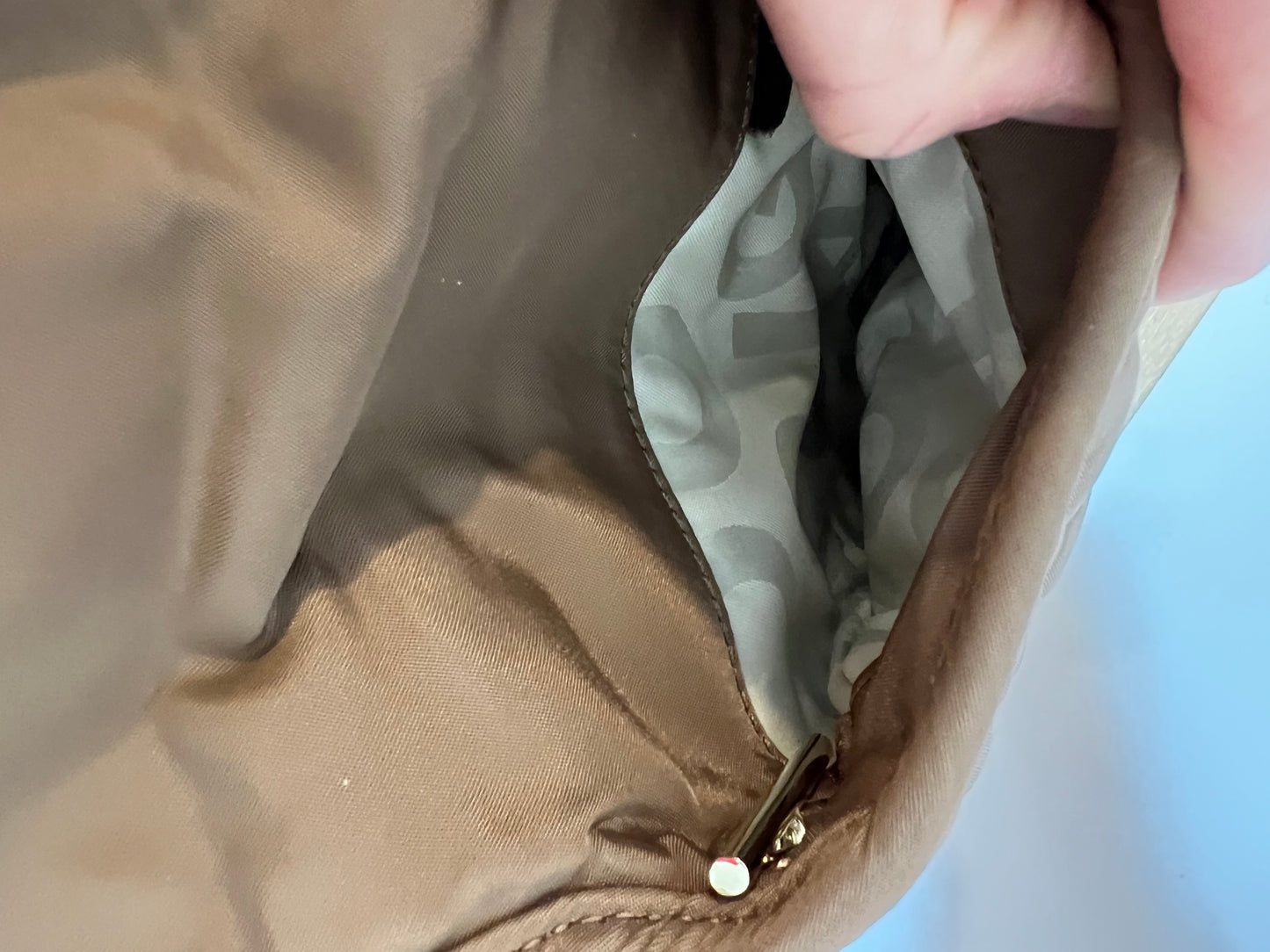 PURIFICACIÓN GARCÍA.  Bolso mini lona marrón