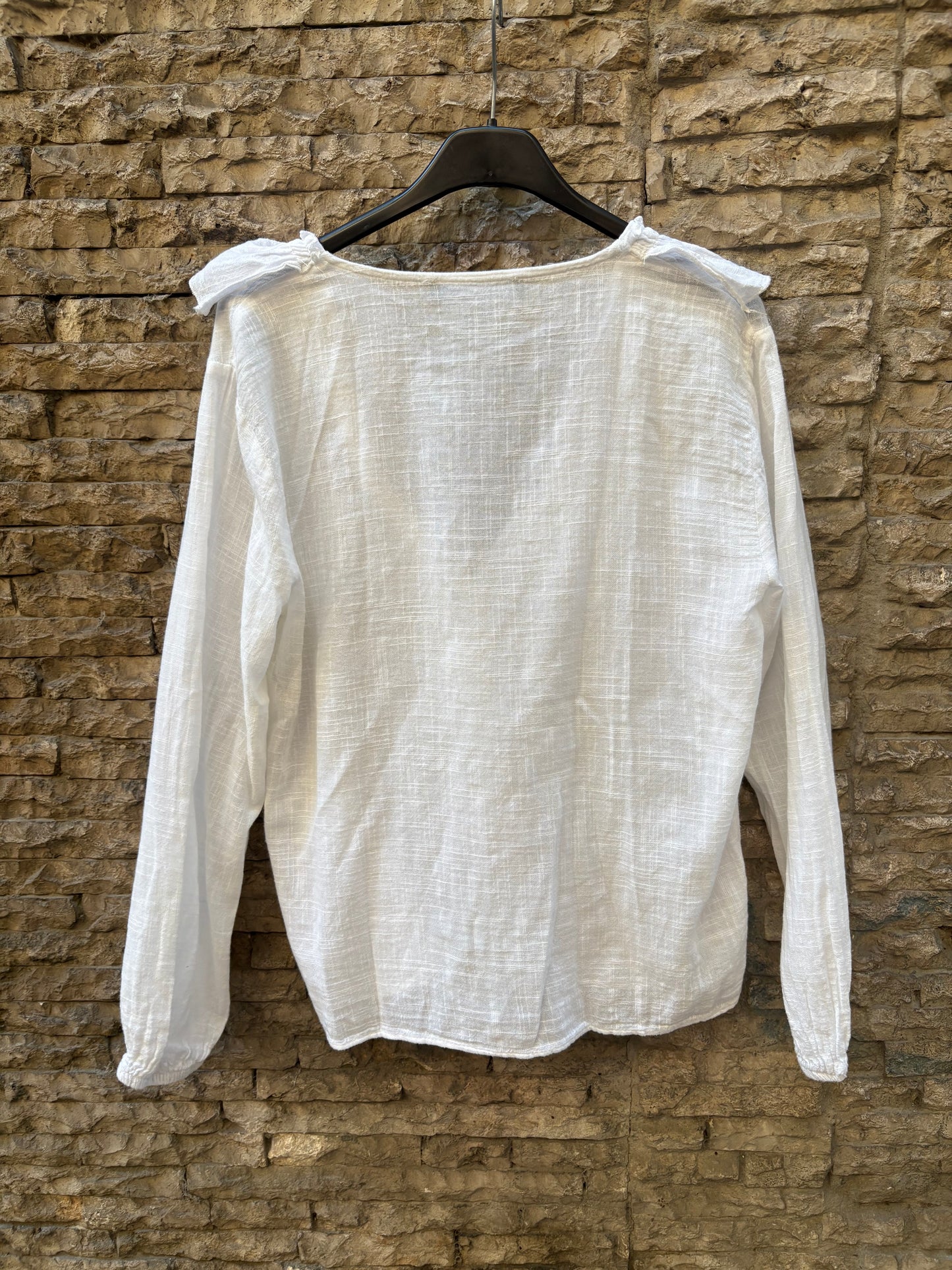 ZARA. Cotton blouse with ruffles. TS