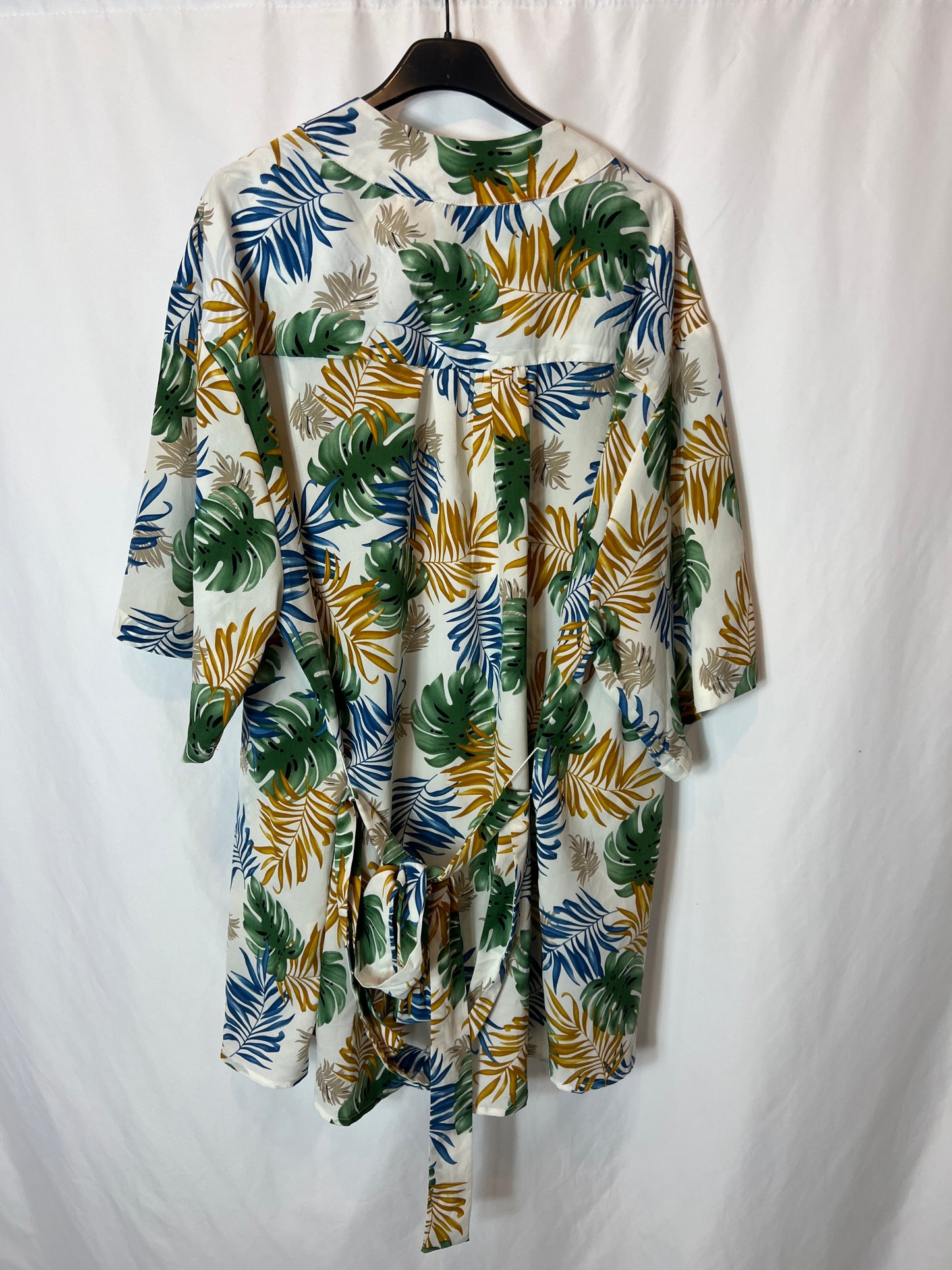 ARTLOVE. Tropical print kimono. TS