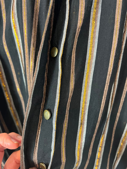 MAISON HOTEL. Black striped blouse Tu(S)