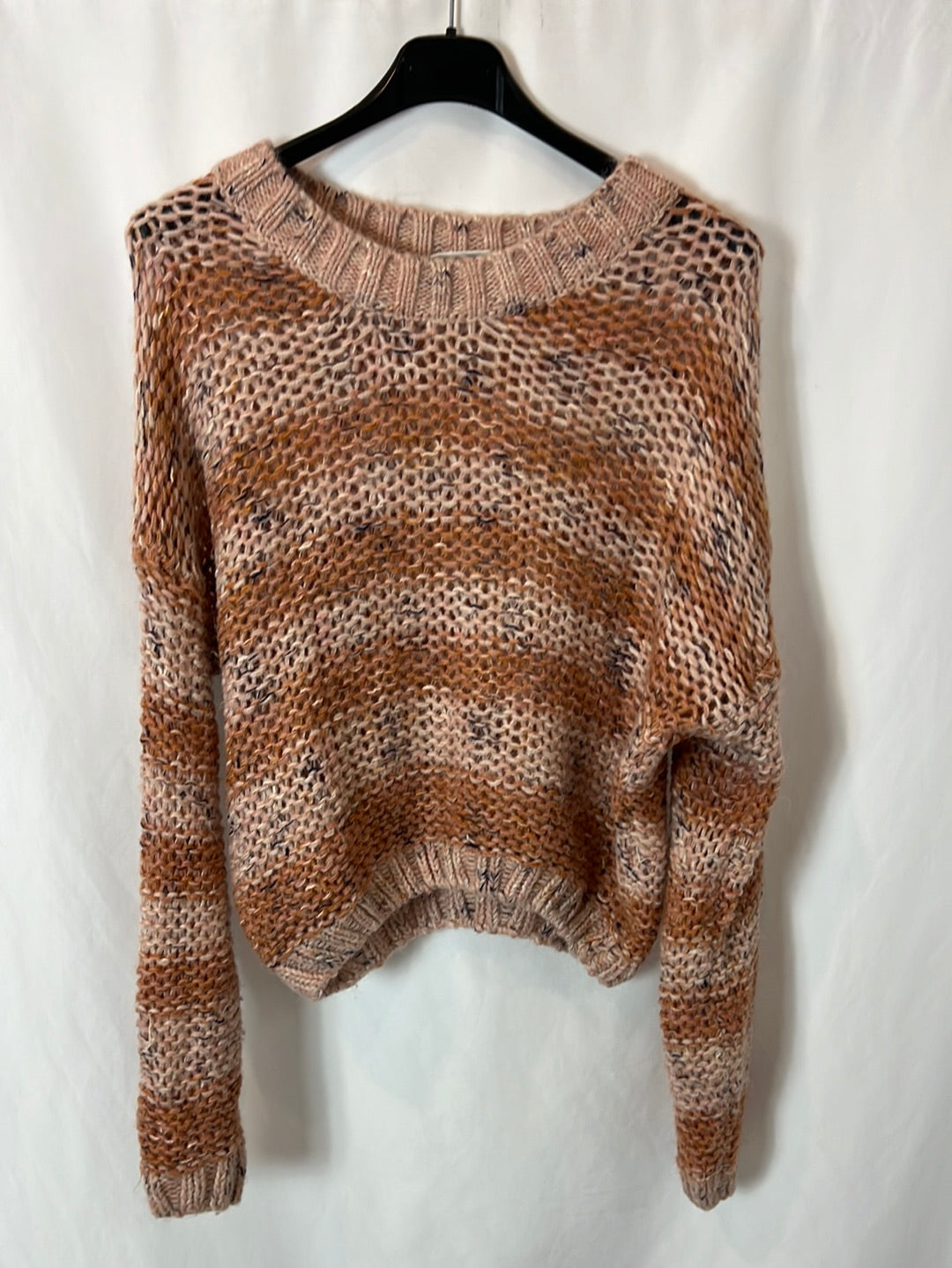 VILA. Orange-toned Ts sweater
