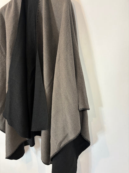 BARILOCHE. Houndstooth trousers size 36