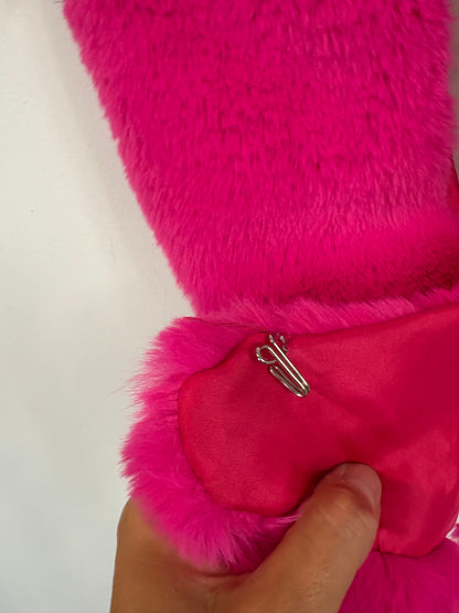 AGATHA RUIZ DE LA PRADA. Pink fur collar