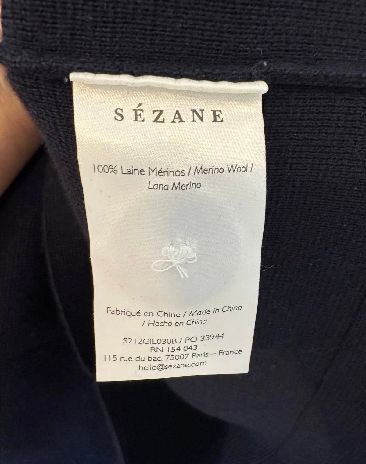 SESSÚN. Green corduroy trousers. Size 36
