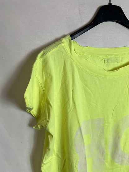 THE HIP TEE. Camiseta flúor amarilla letras. T S