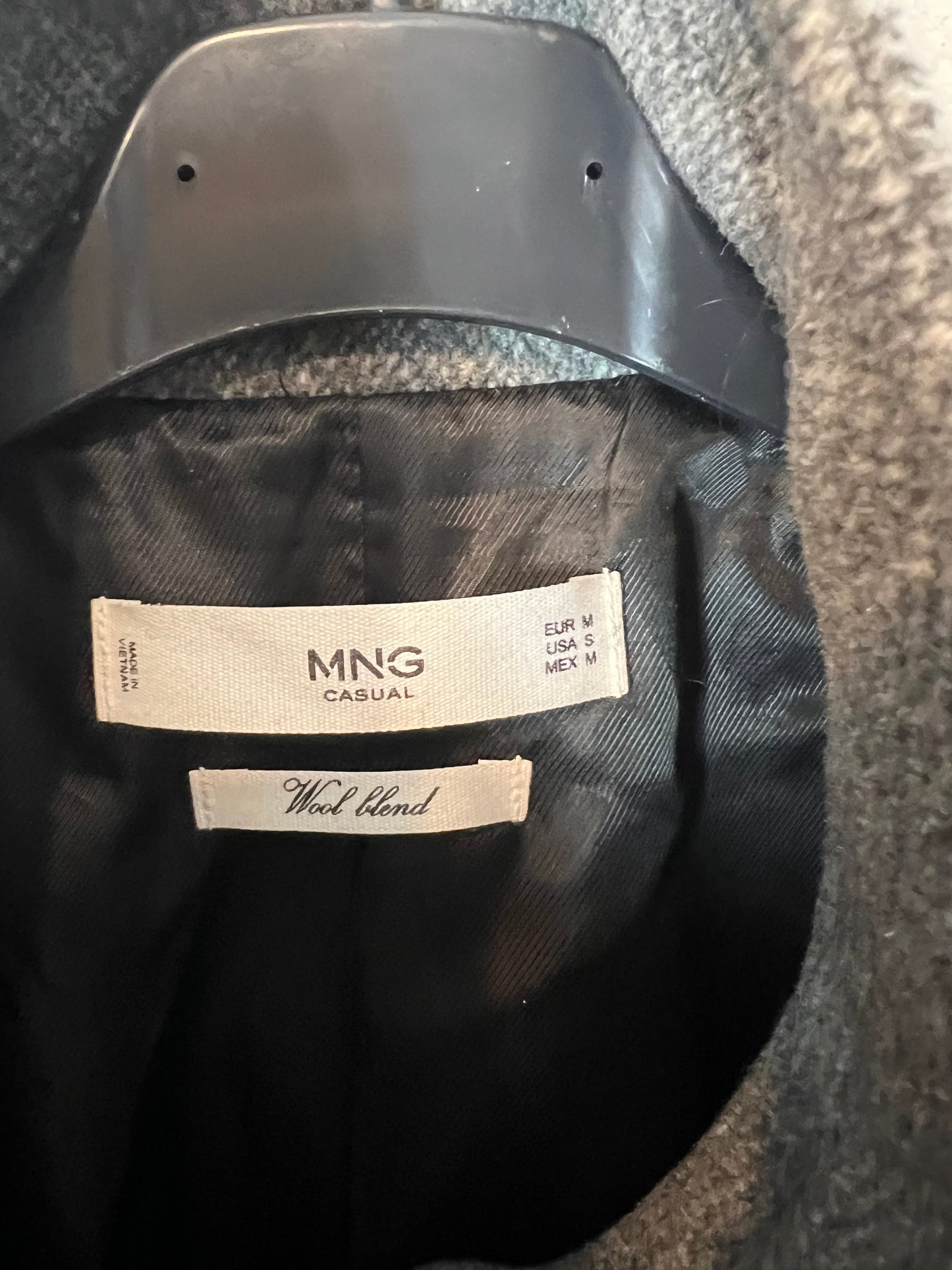 MANGO. Abrigo gris jaspeado T.m