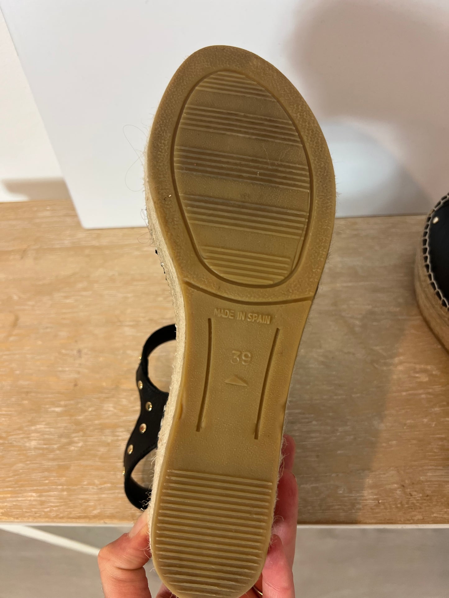 MICUIR. Black leather wedges with studs, size 39