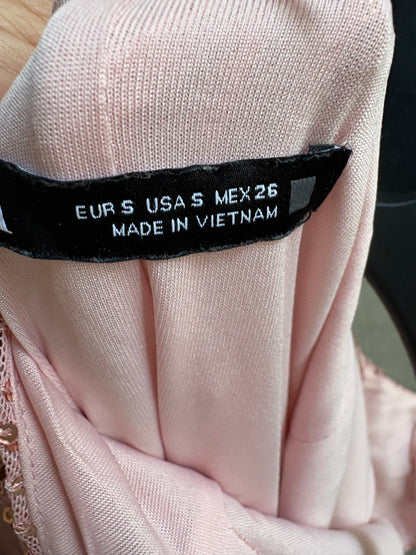 ZARA. Vestido midi rosa mini lentejuelas. T S