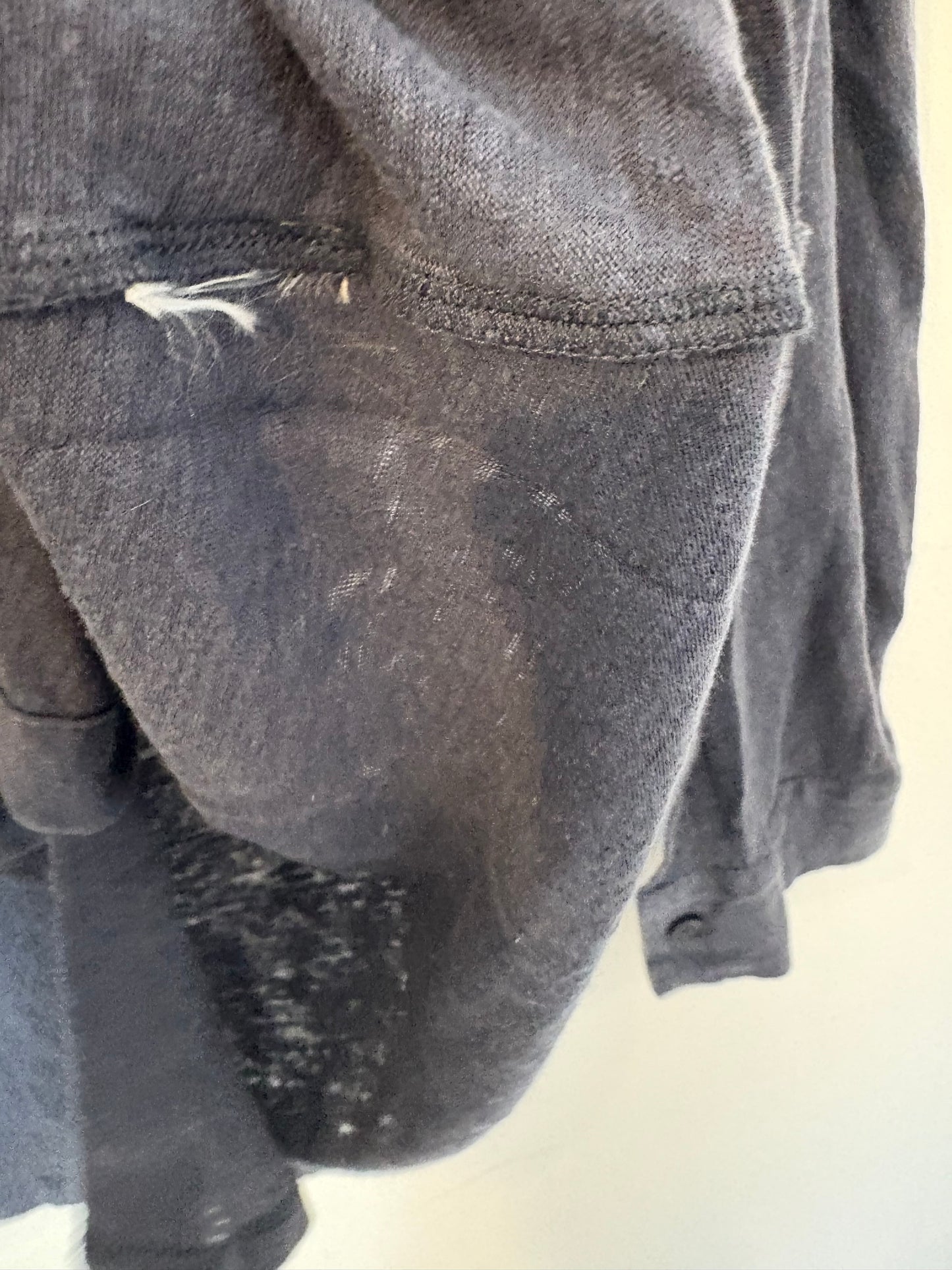 FALCONERI. Top lino azul abotonado