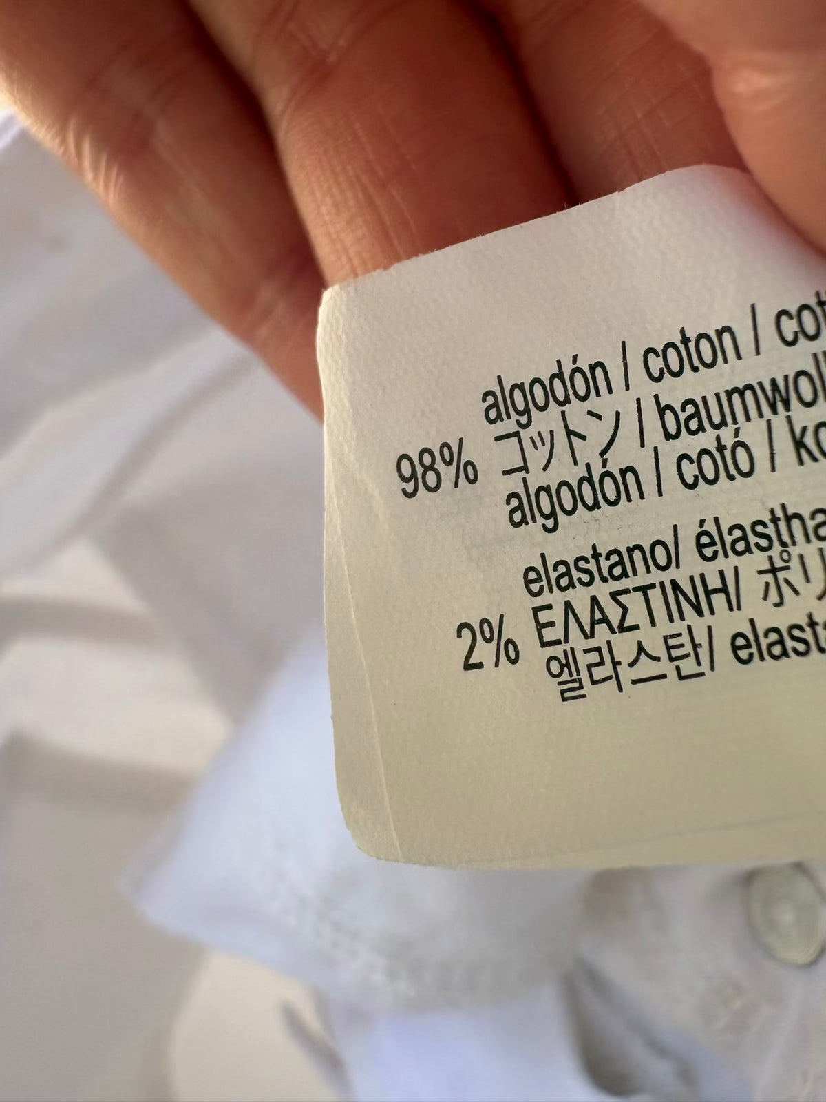 ZARA. Denim blanco semi elástico