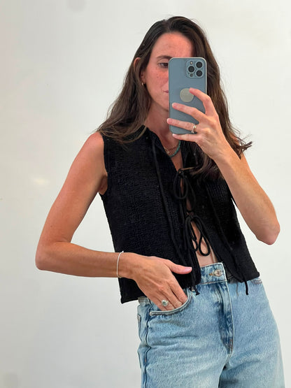 MASSIMO DUTTI. Top punto lazadas