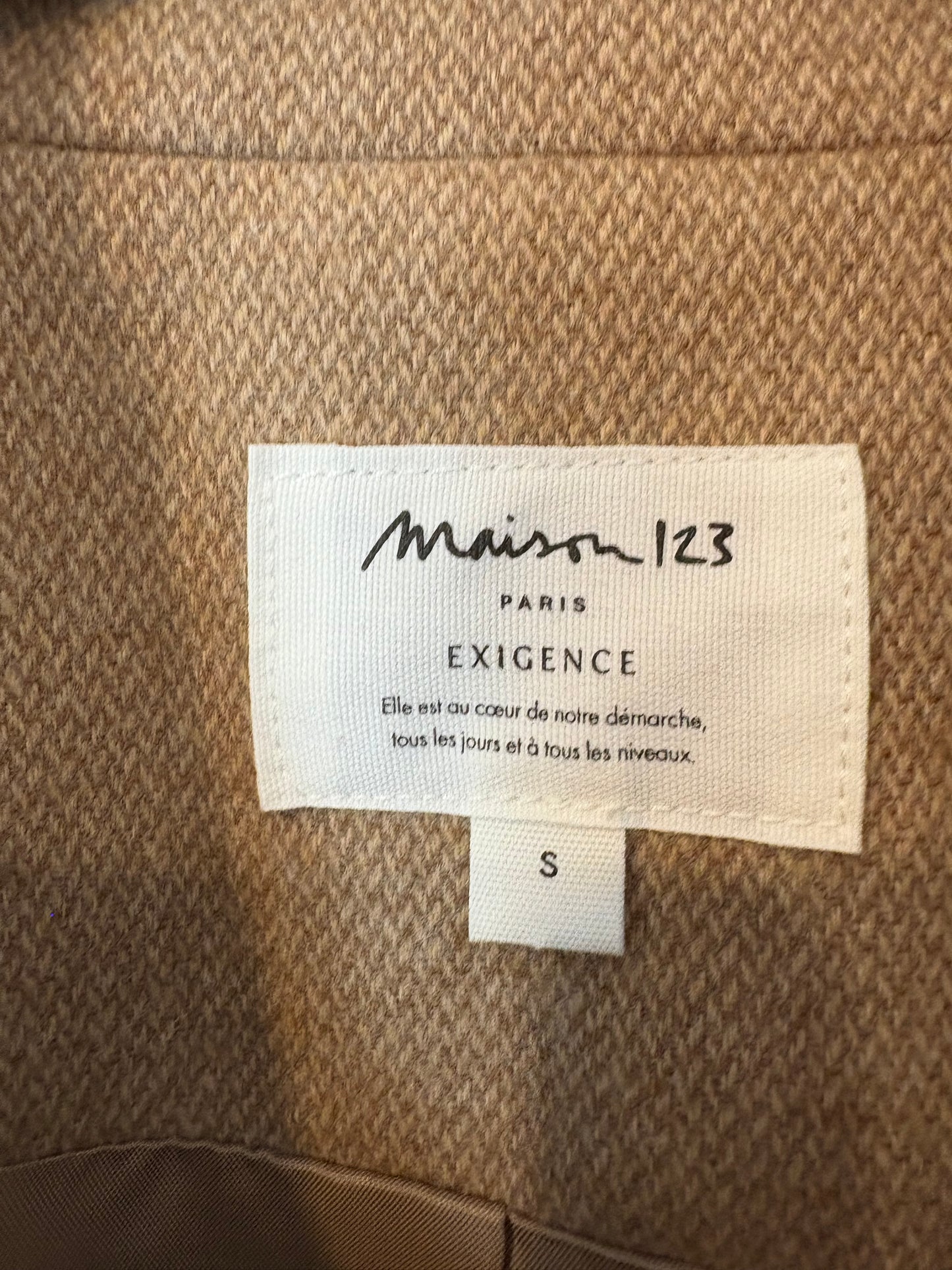 BARILOCHE. Houndstooth trousers size 36