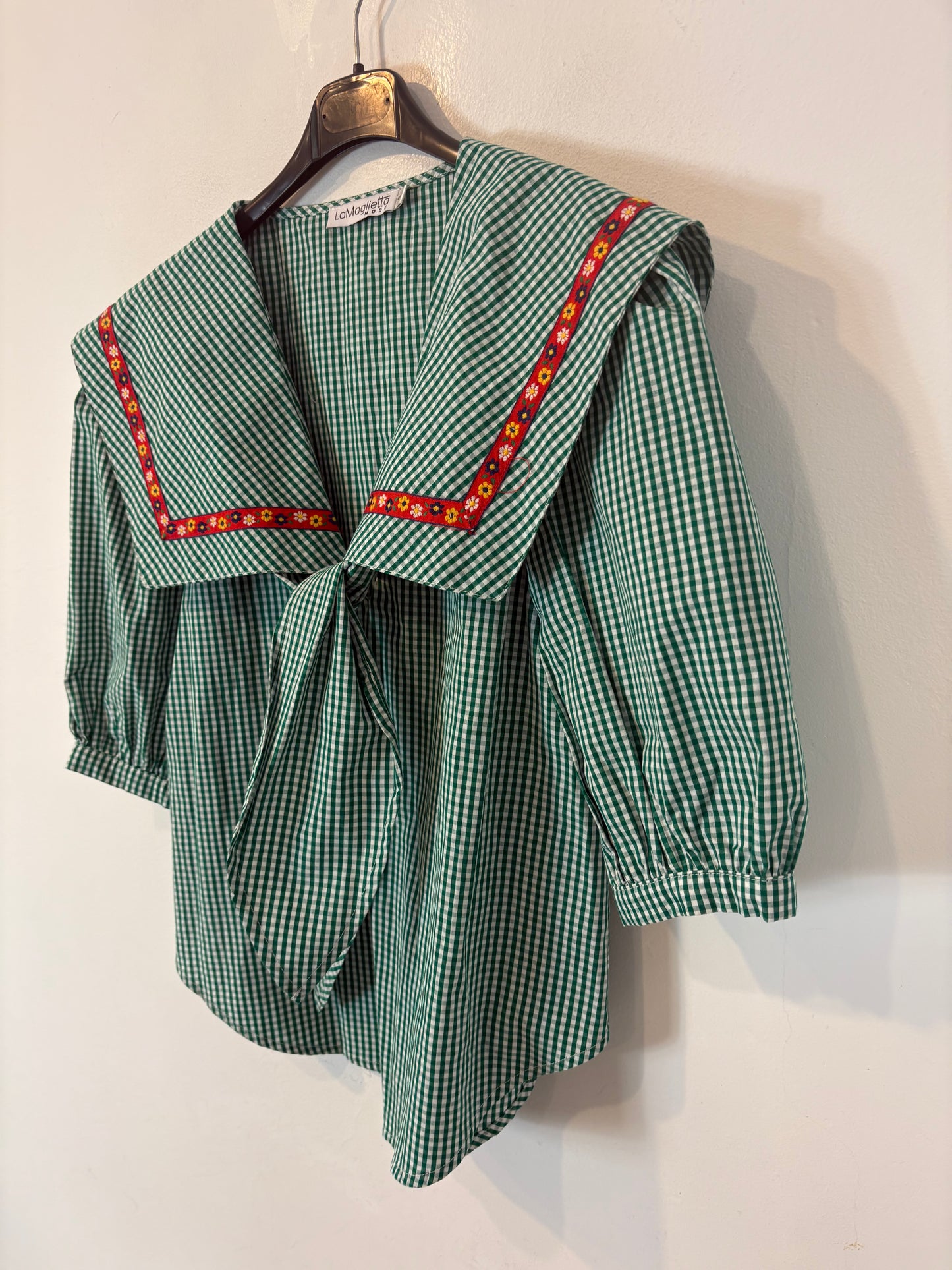 LAMAGLIETTA. Blusa vichy verde cuello