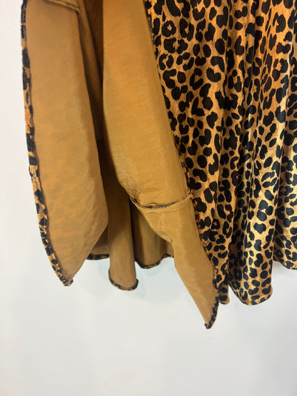 OTHERS. Animal print velvet midi skirt. XS