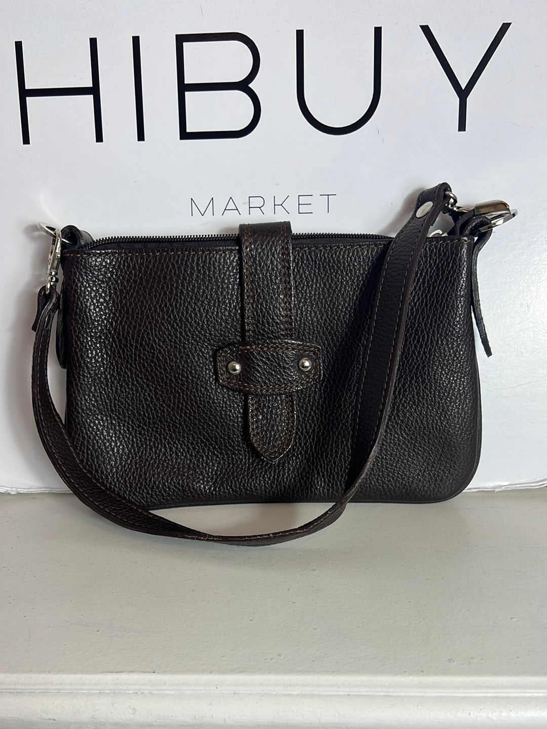 OTRAS. Bolso piel marrón asa corta