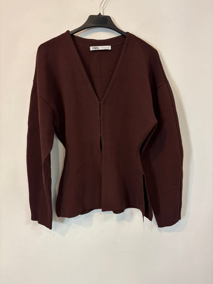 ZARA. Conjunto marrón punto