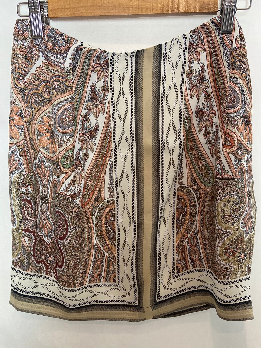 MASSIMO DUTTI. Falda corta estampada TU (S)