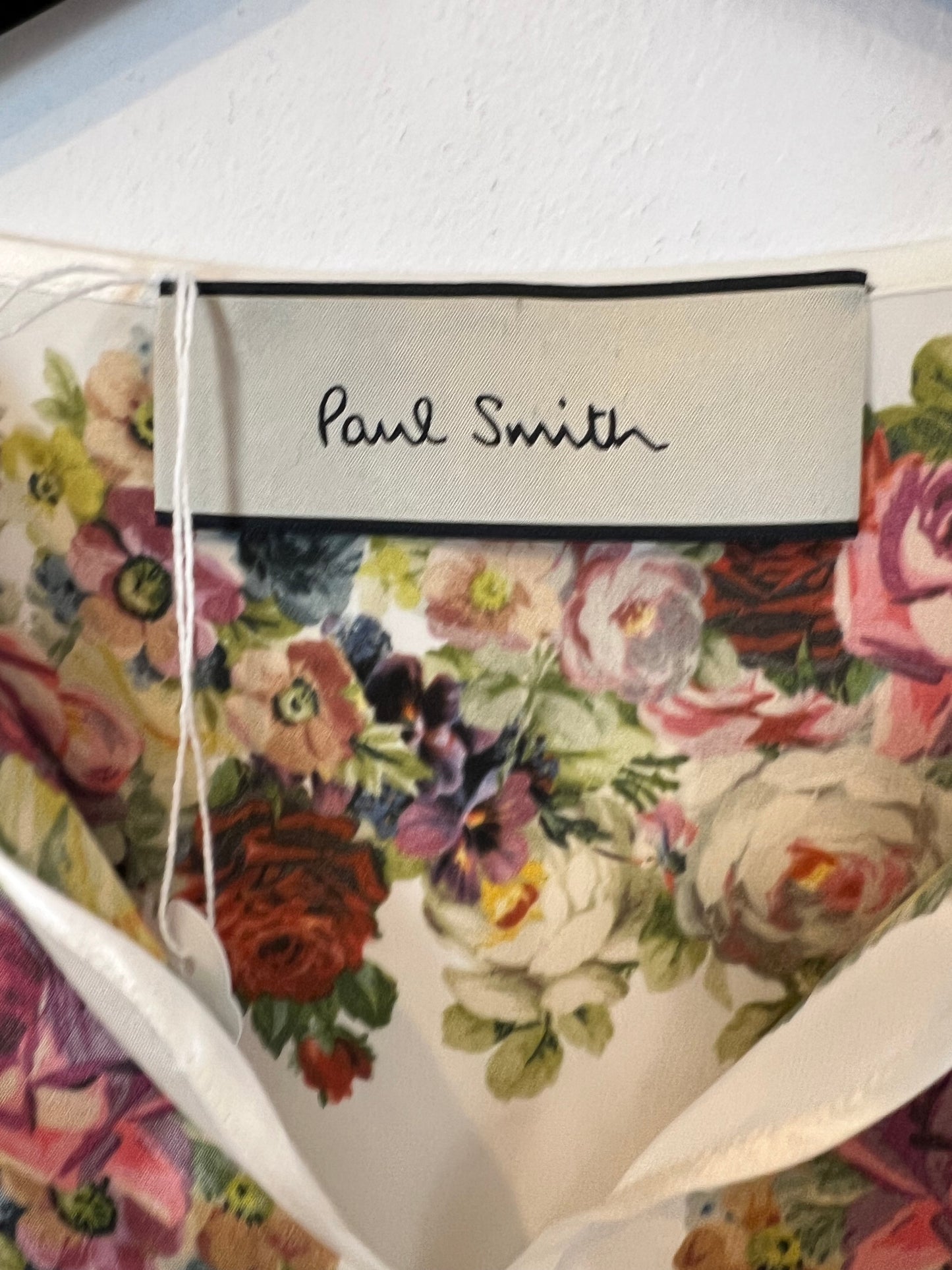 PAUL SMITH. Top seda estampado flores. T 40