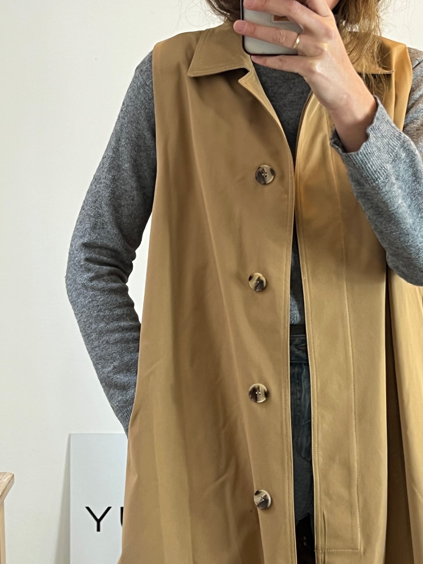 INDI&COLD. Chaleco largo efecto gabardina . T M