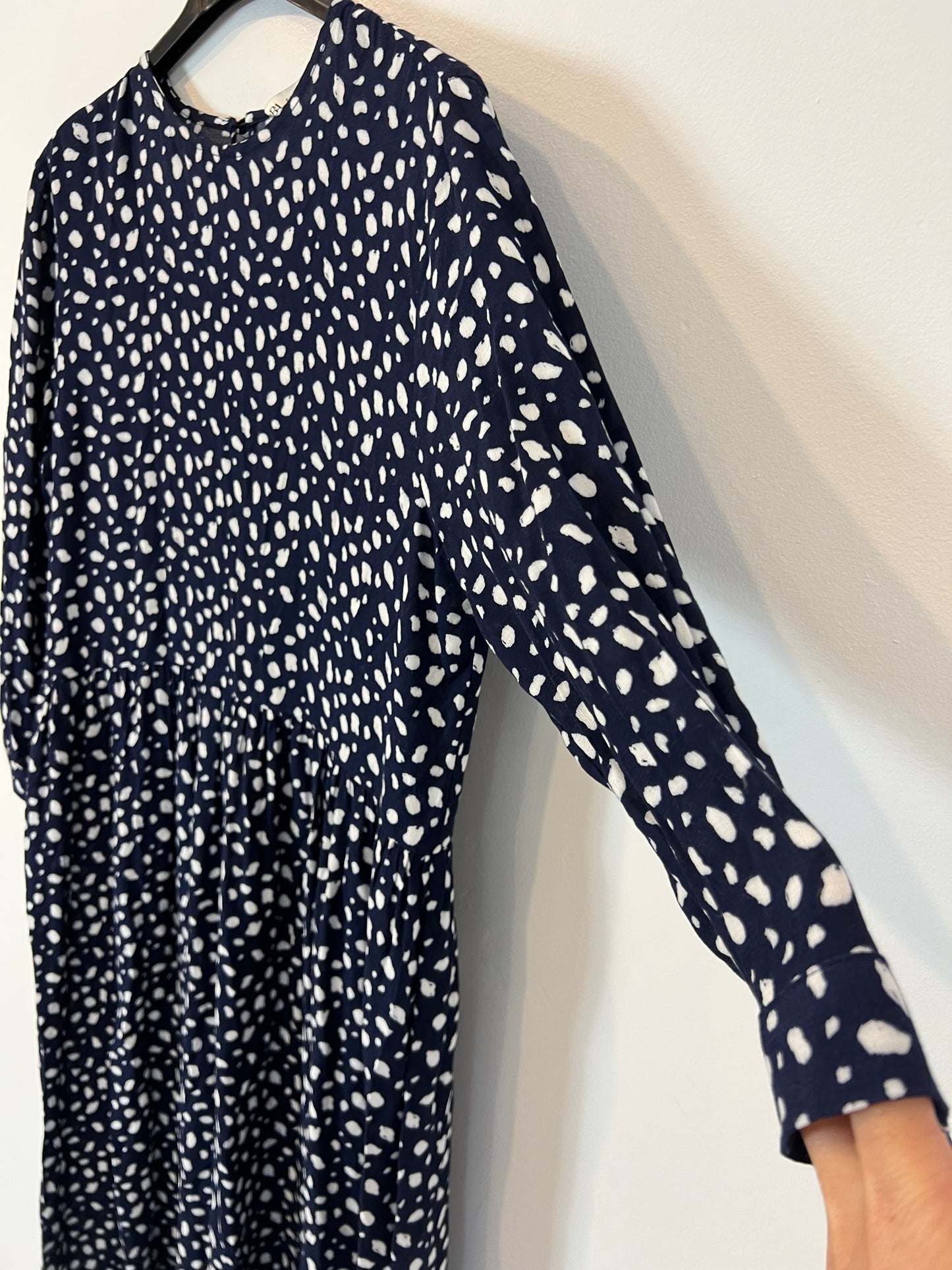 ZARA. Vestido midi azul fluido. T XS (S)