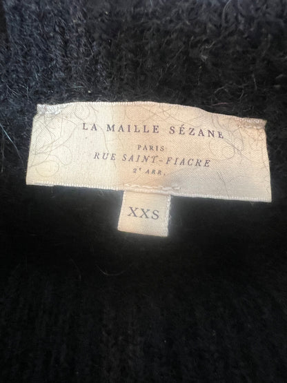 SEZANE. Black boat neck sweater, size XXS