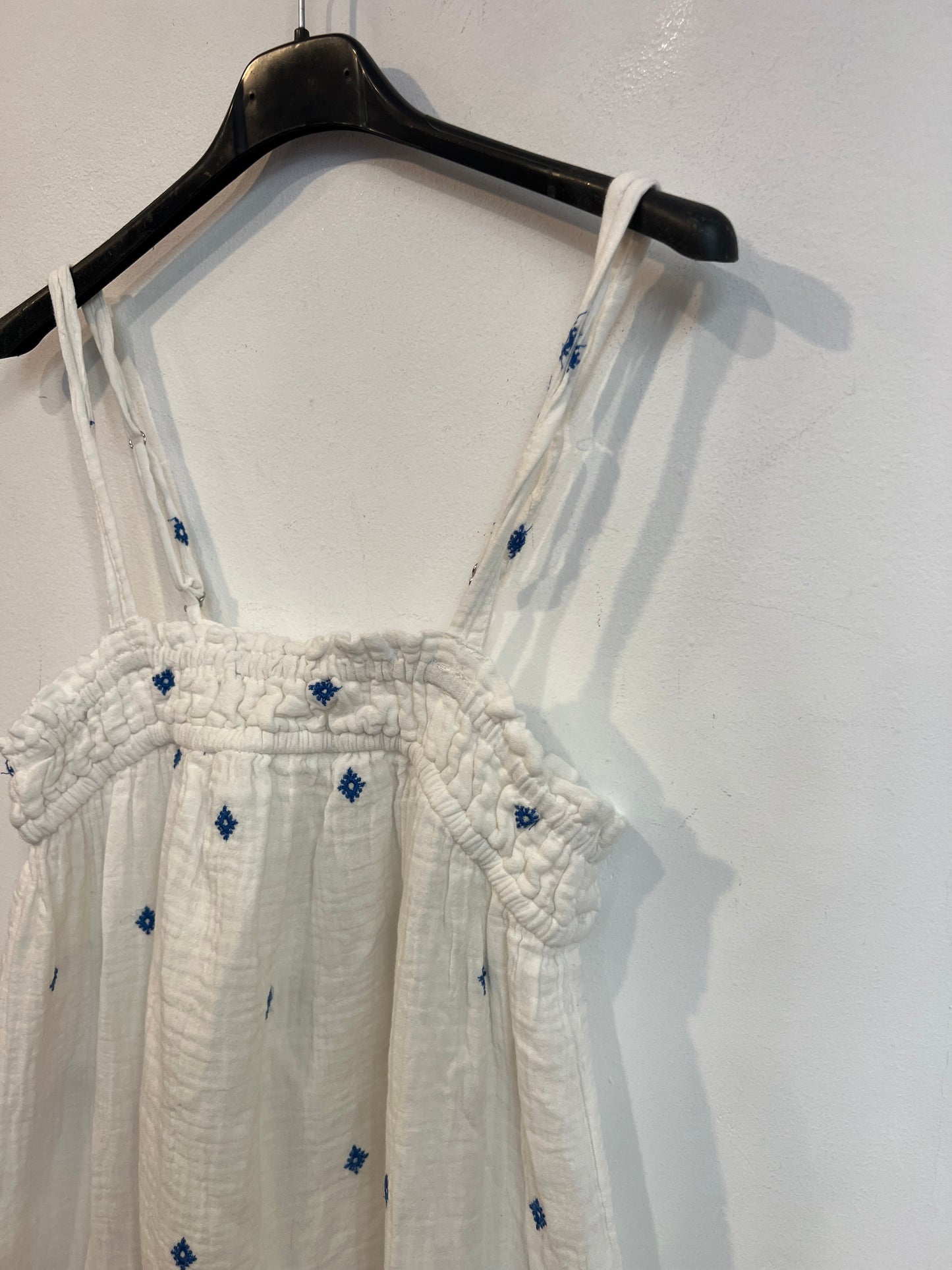 LEFTIES. Textured white midi dress. T.S.