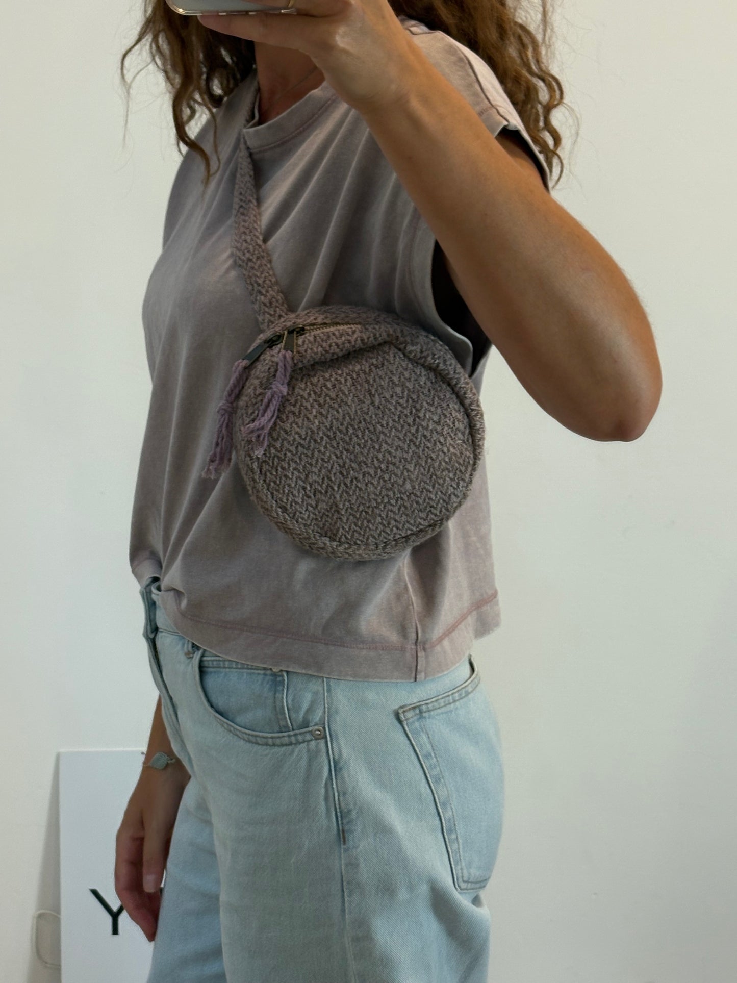 RIÑONERA REDONDA (3 colores)