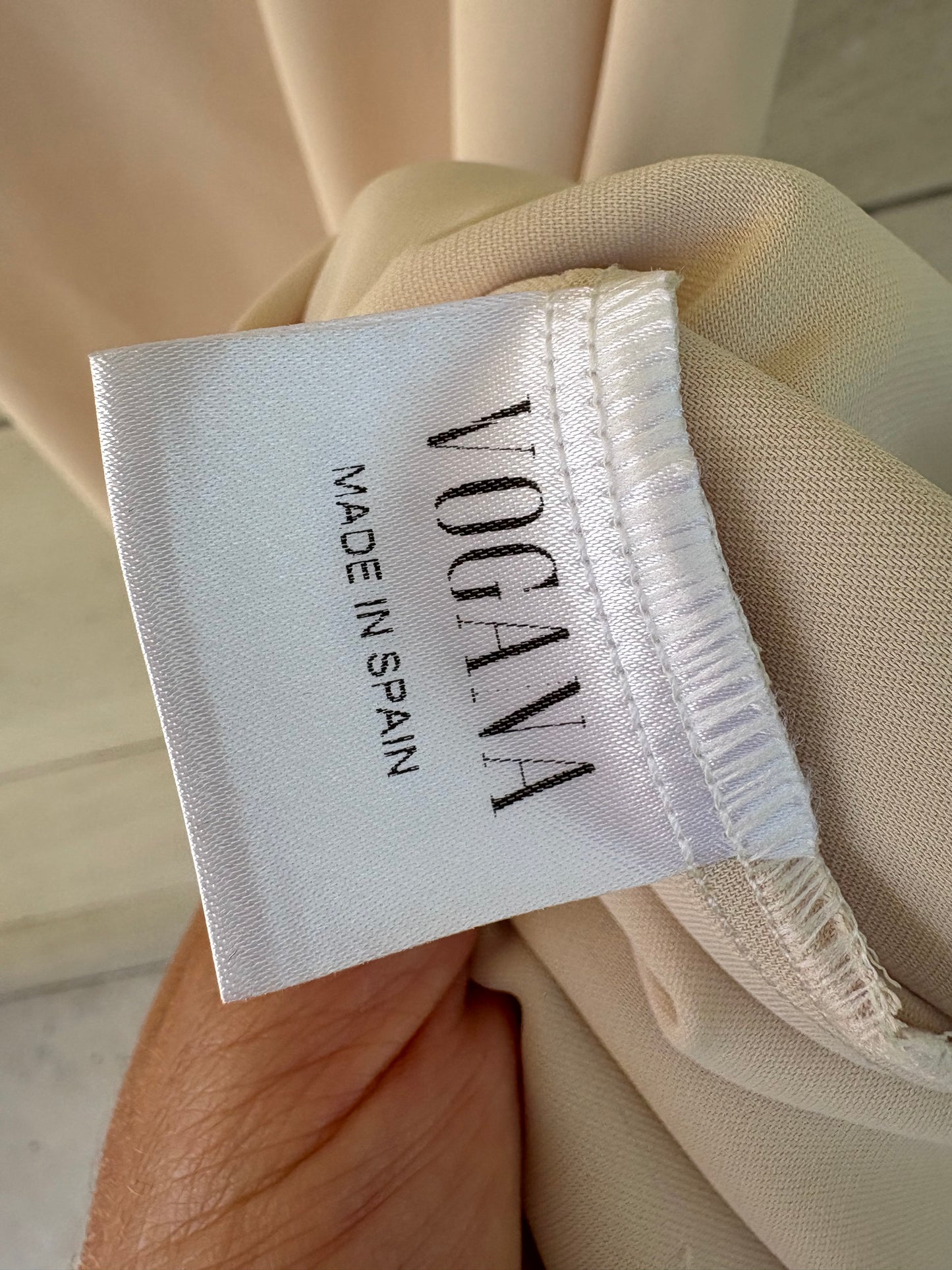VOGANA. Vestido invitada dos piezas