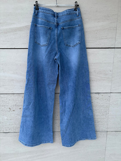 OTRAS. Denim ligero pata ancha
