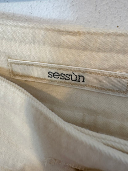 SESSÚN. Denim beige bolsillos