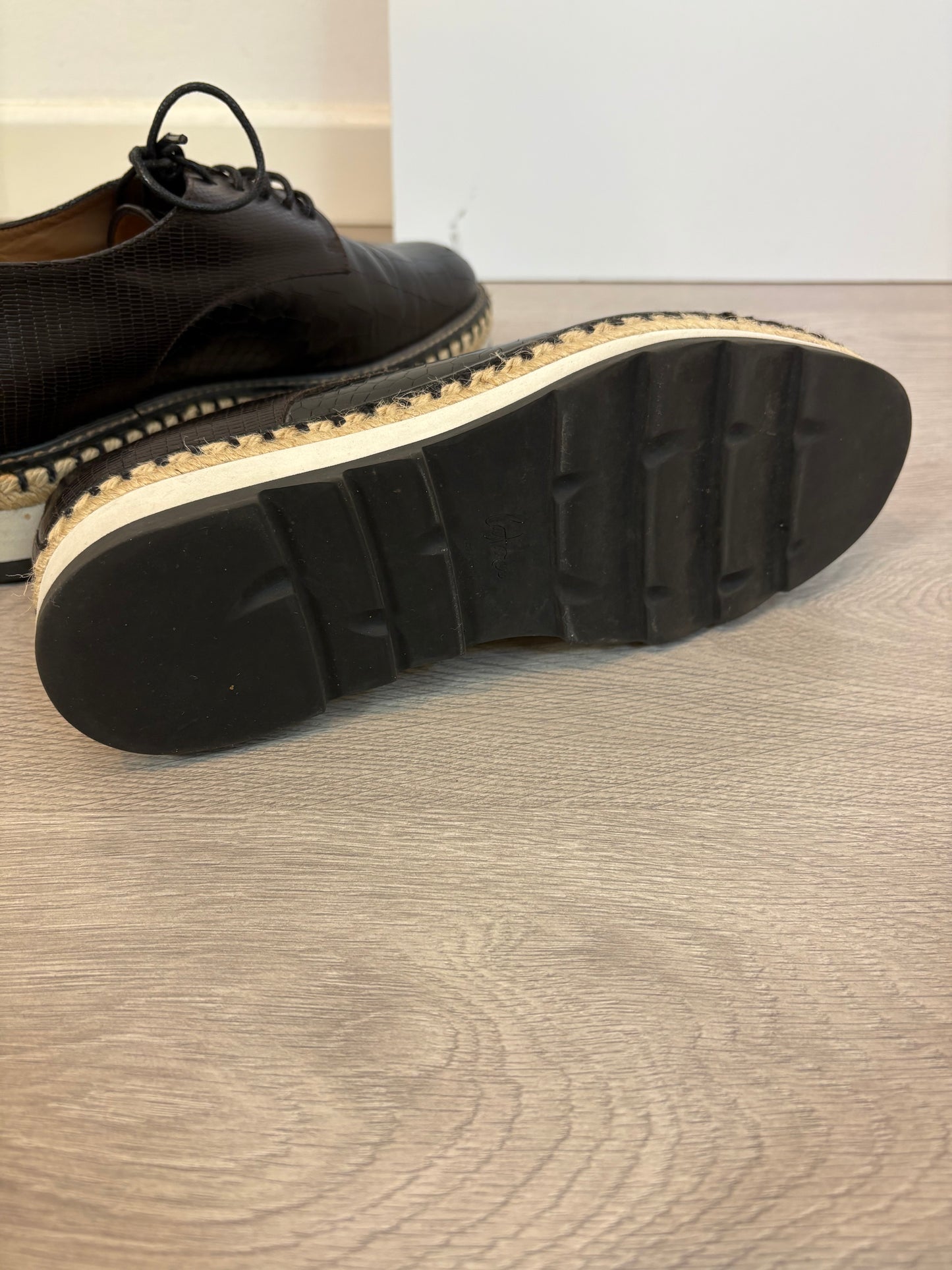 CASTAÑER. Leather shoes with textured soles. Size 38