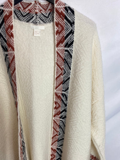 H&M. Chaqueta detalle étnico. T.m
