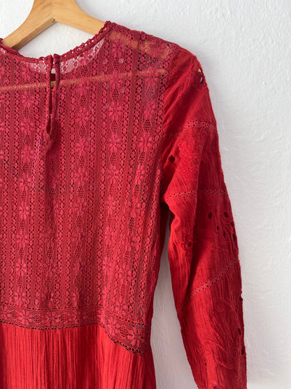 OTRAS. Vestido burdeos oscuro bordado  TU(S)