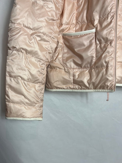 COMPTOIR DES COTONNIERS. Lightweight two-tone reversible feathers. T.S.