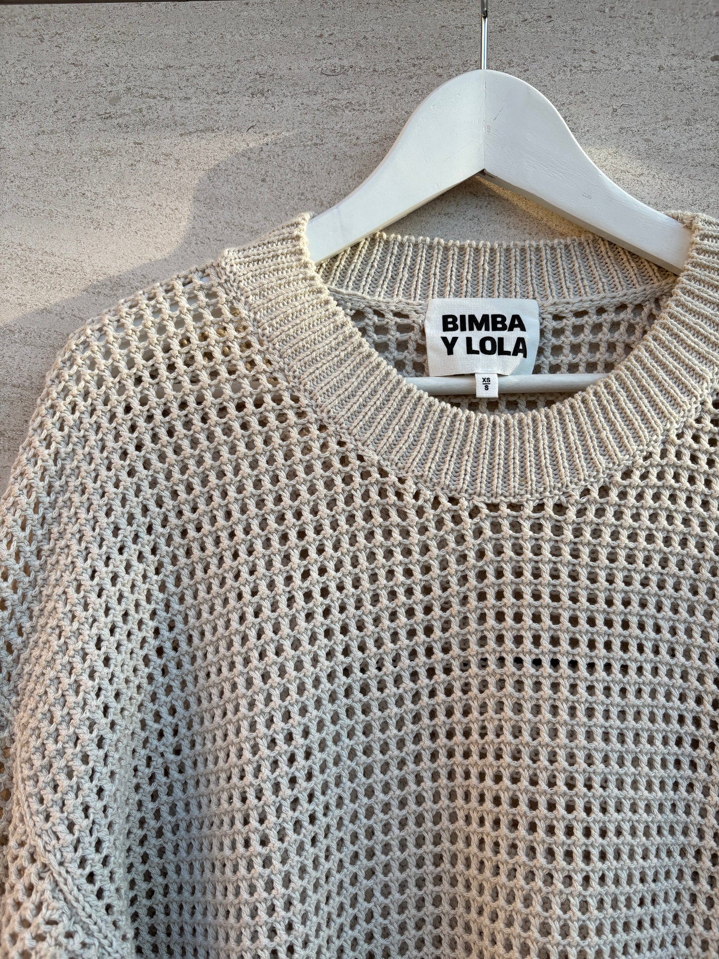 BIMBA Y LOLA. Jersey largo / vestido corto calado