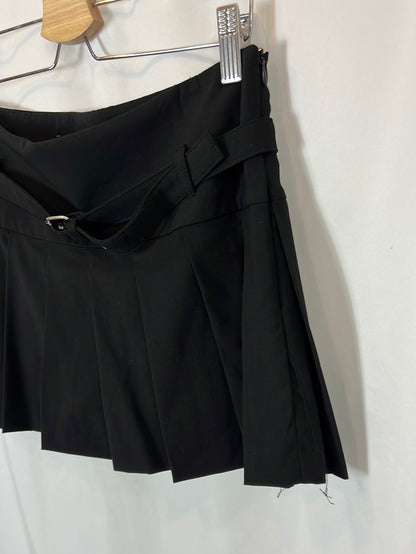 ZARA. Black pleated skirt/trousers Tm