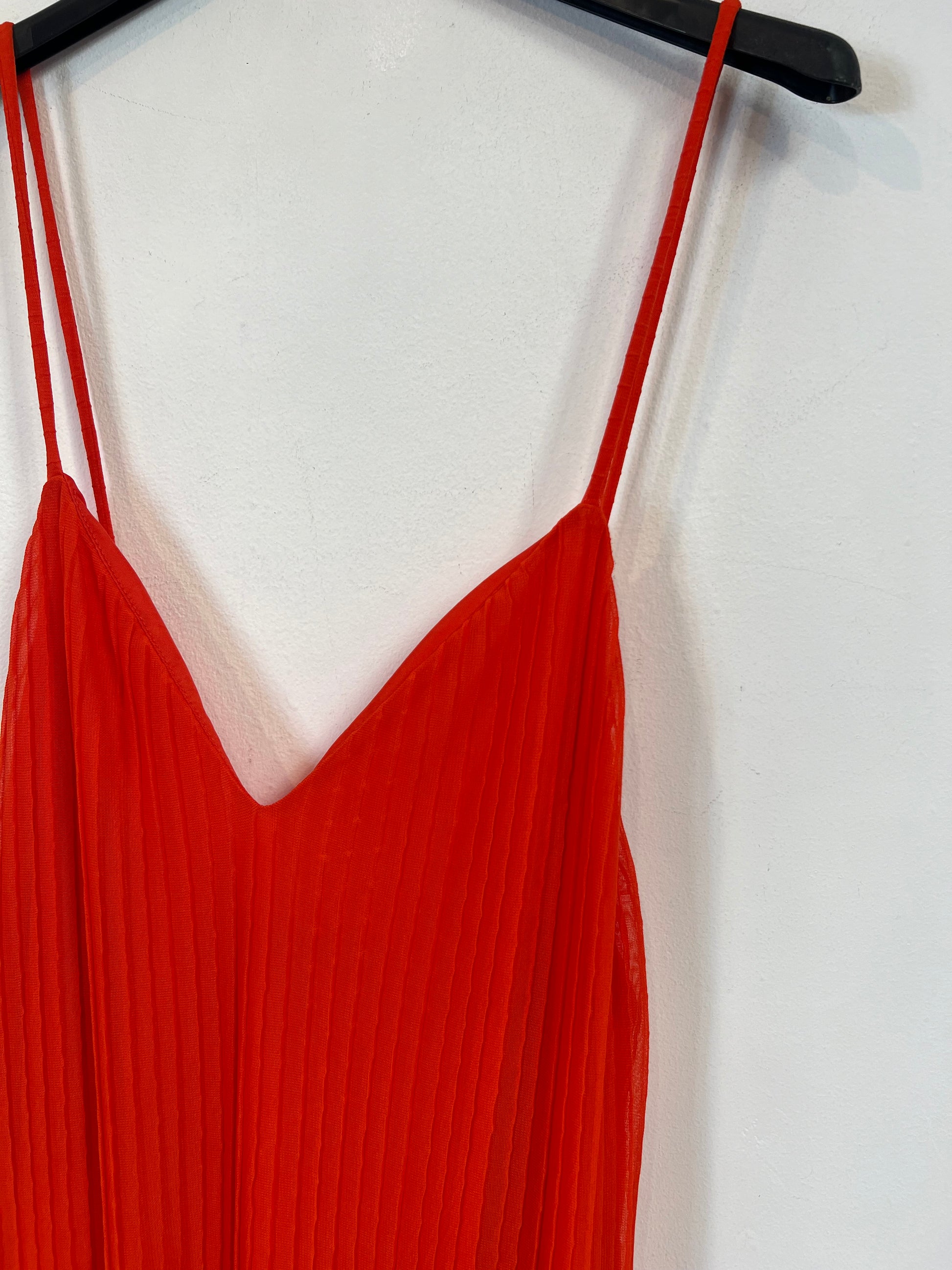 zara orange pleated dress Zara orange pleated midi dress