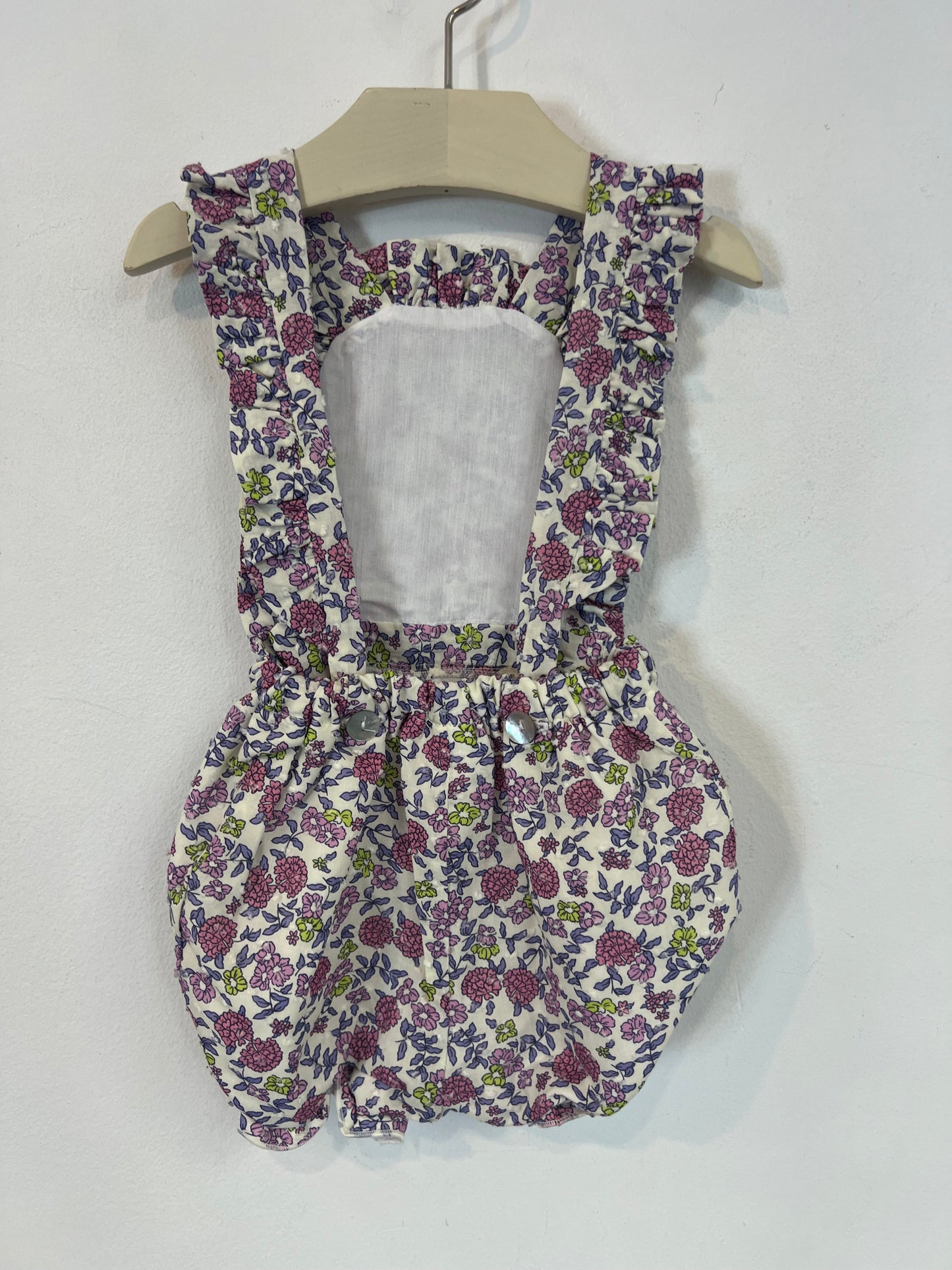 CALATEA. Ranita flores rosas T.12 meses