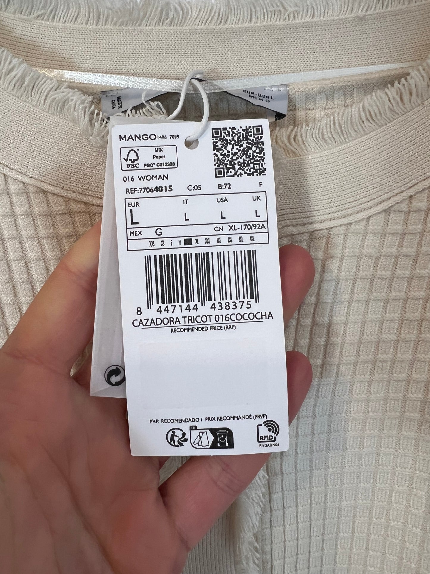 MANGO. Beige textured knit jacket. TL (Tara)