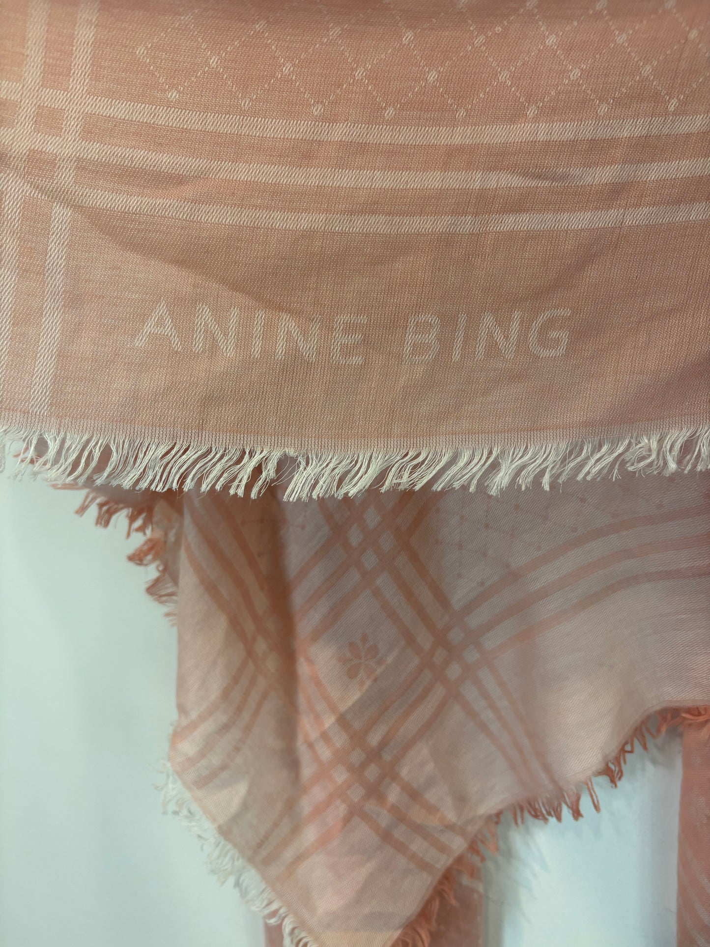 ANINE BING. Pañuelo rosa mezcla
