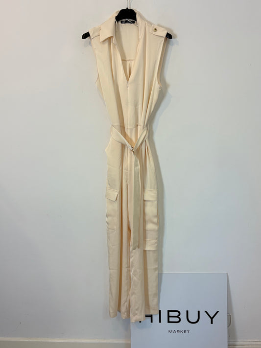 ZARA. Mono beige satinado. T XS