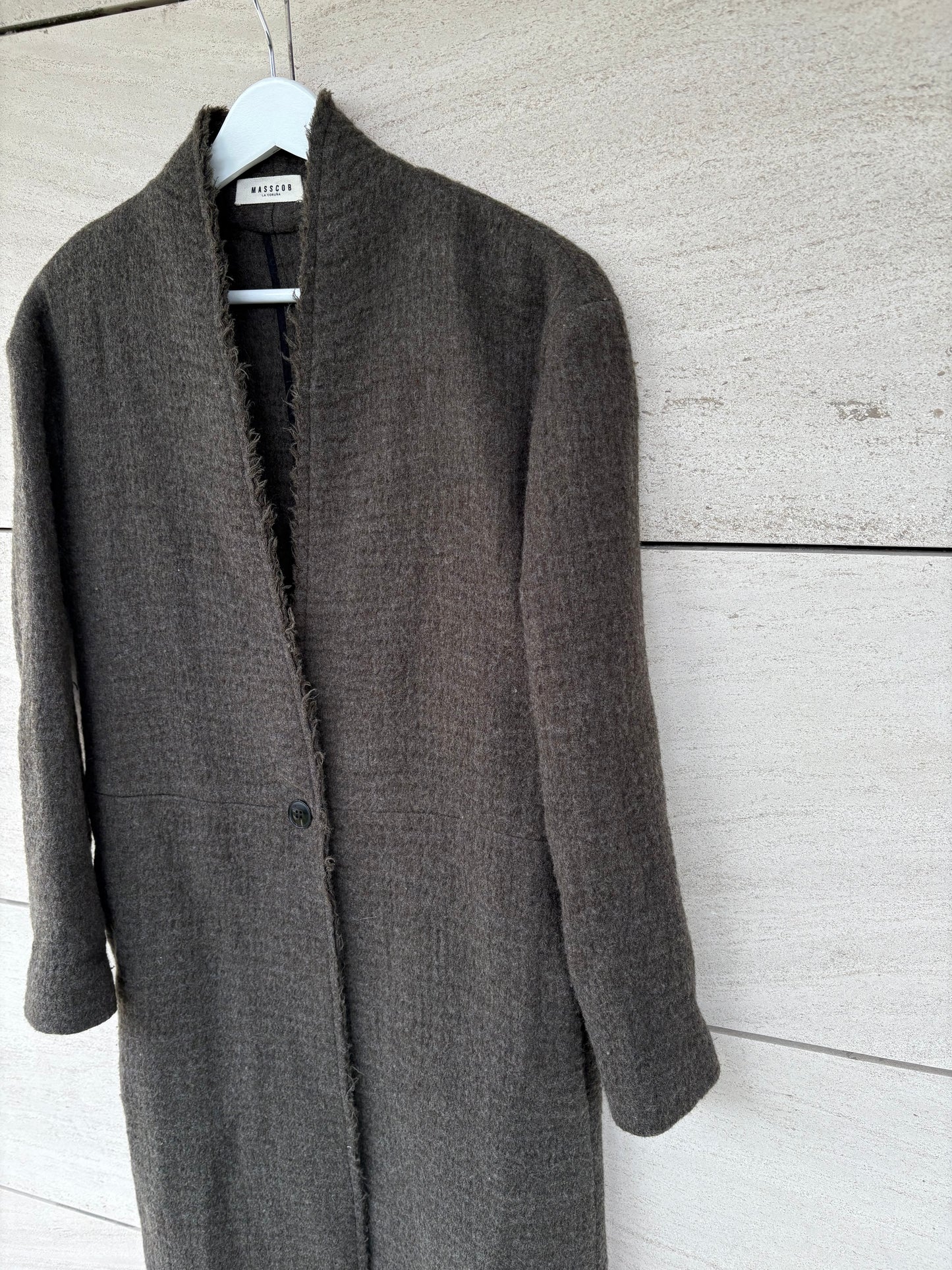 MASSCOB. Abrigo largo lana