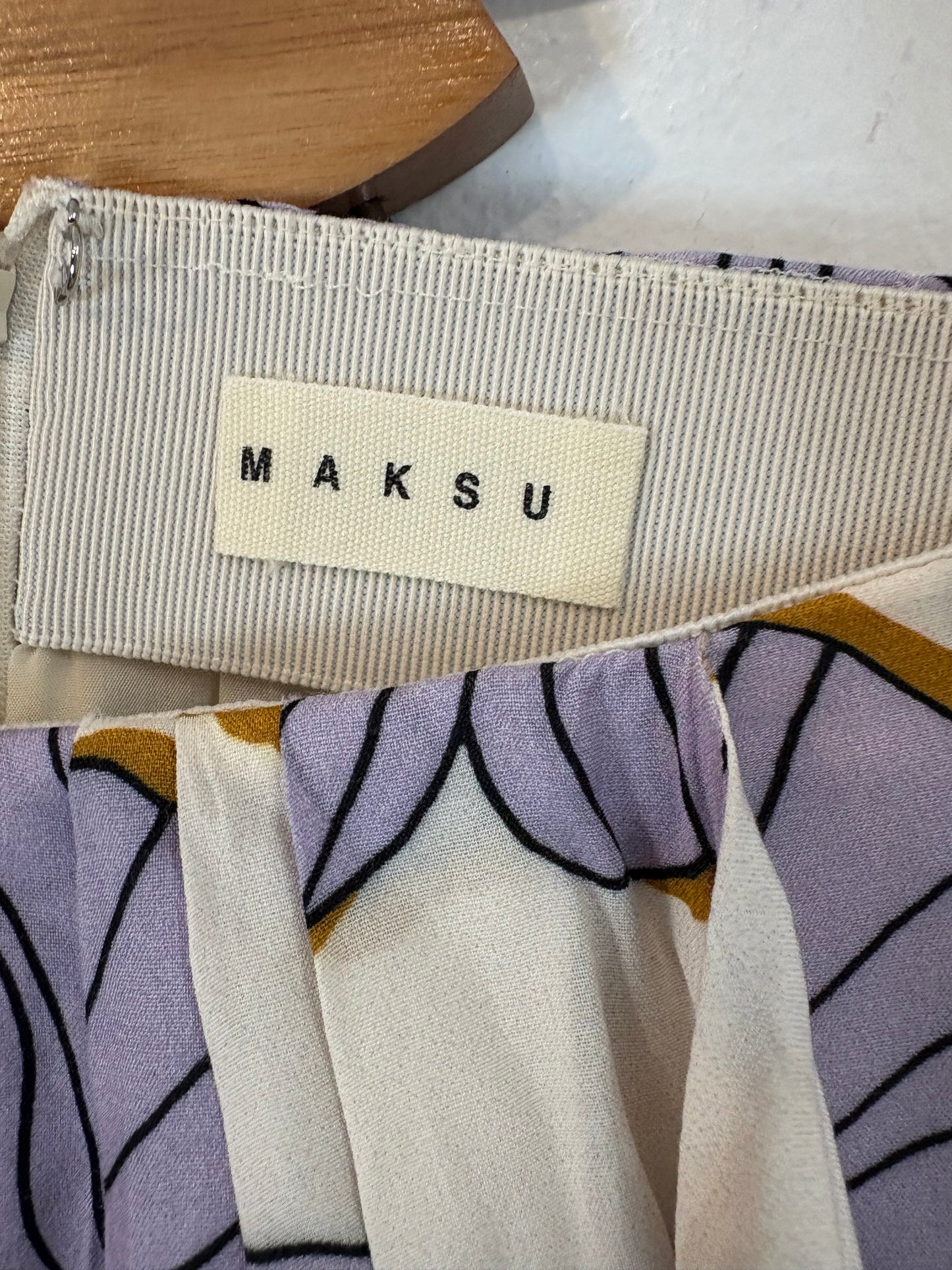 MAKSU. Printed midi skirt. TS