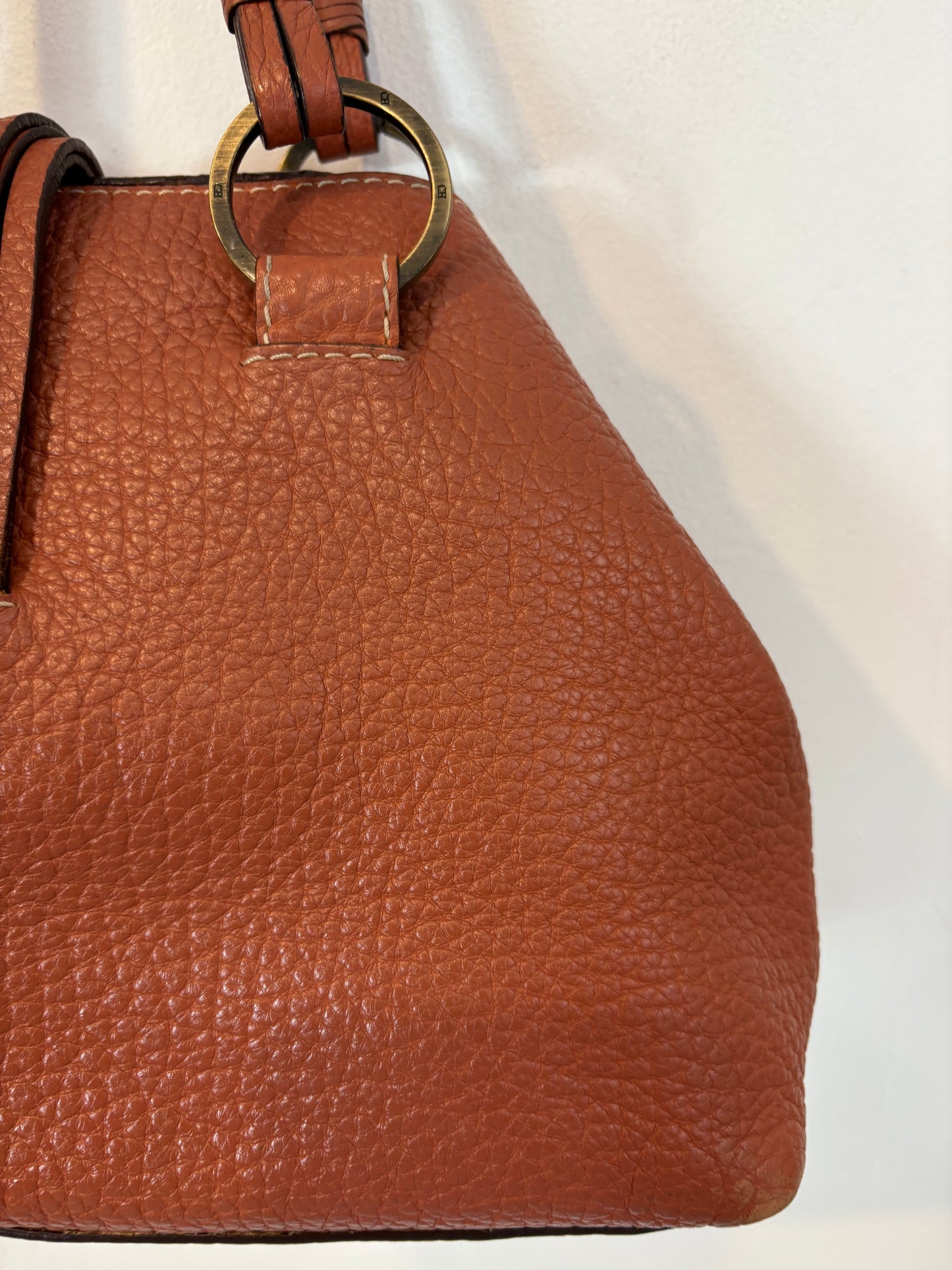 CAROLINA HERRERA. Bolso de hombro piel asa multiple