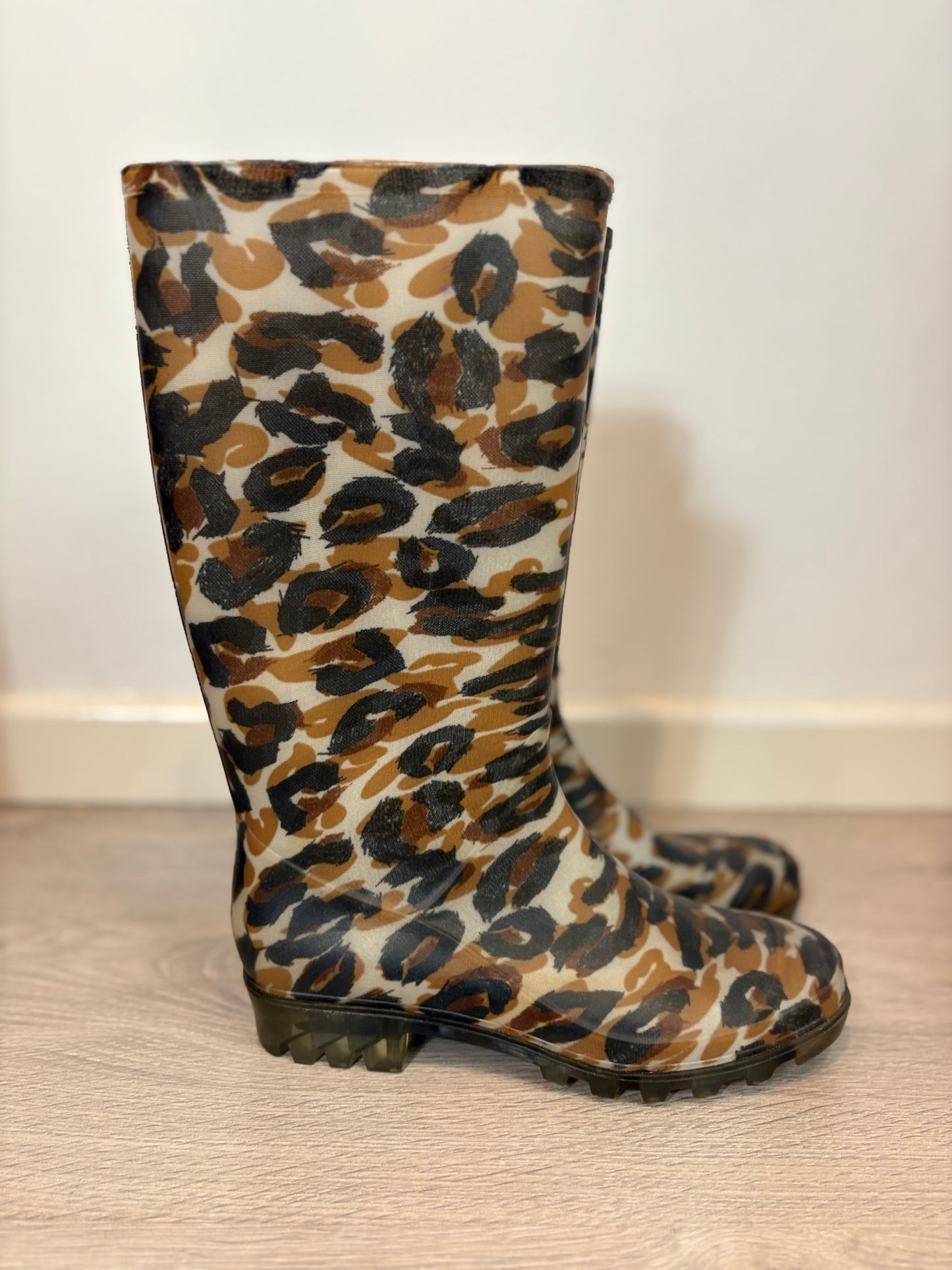 BIMBA Y LOLA . Botas de agua camuflaje. T 40