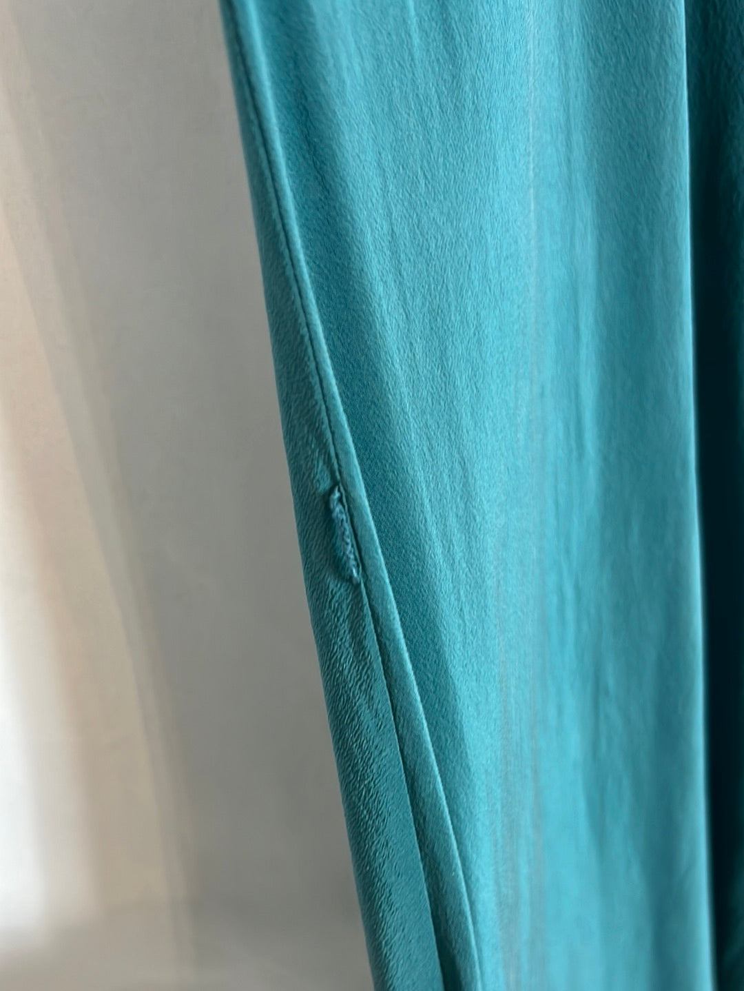 CÔTE FEMME. Vestido midi seda verde agua. T 36