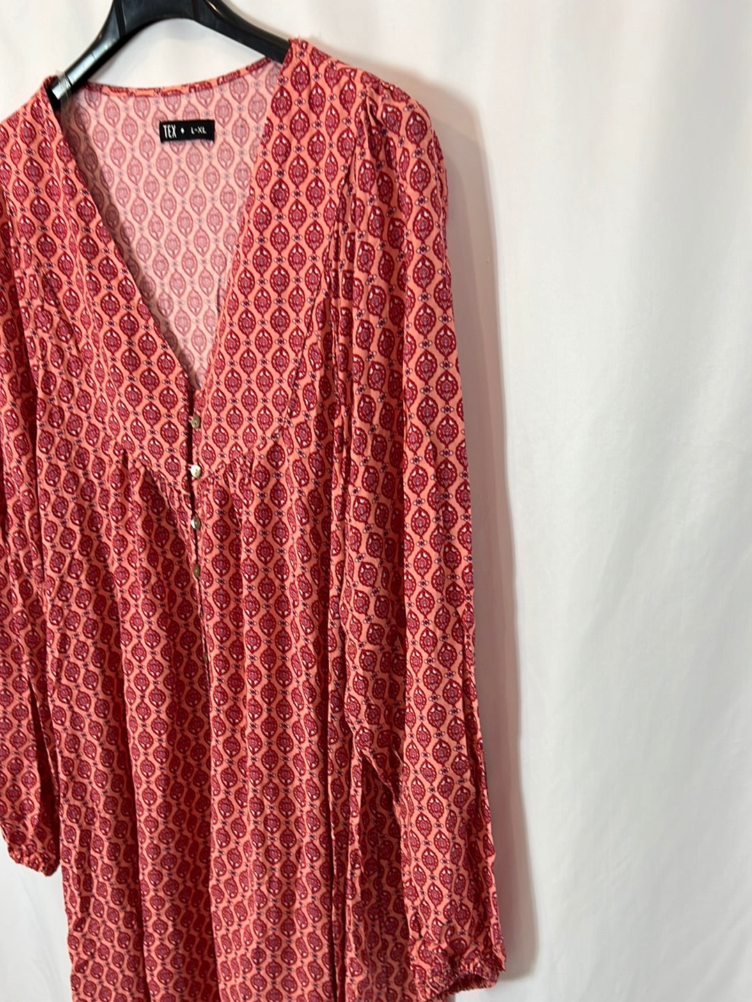TEX. Flowy button-down dress size S/XL