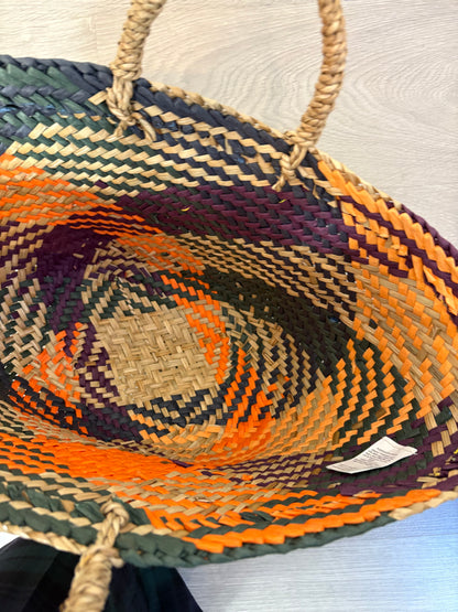 PURIFICACIÓN GARCIA. Capazo mediano colores